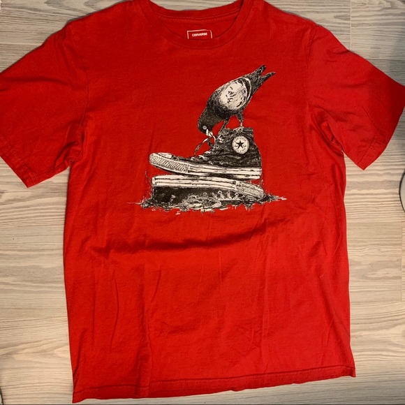 red converse shirt